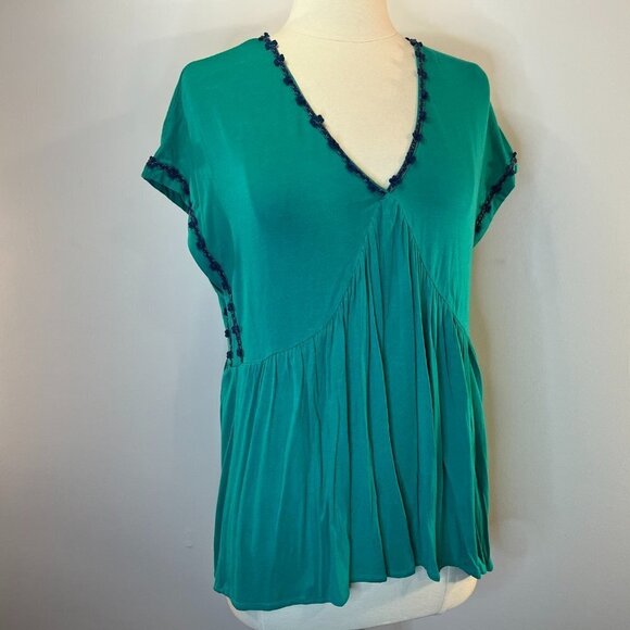 NANETTE LEPORE Women's Clover Green Sleeveless Knit Top - Size Large - NWT - Picture 2 of 4